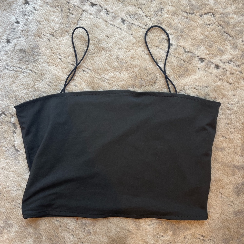Black crop top